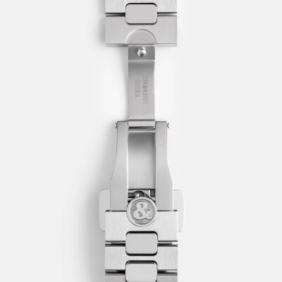 Bell & Ross BR 05 36 MM Blue Diamond Eagle Diamonds Watch