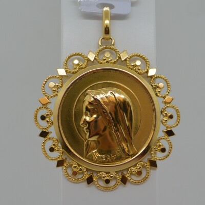 Médaille Vierge entourage dentelle