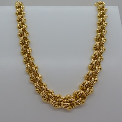 Collier style maille Royale