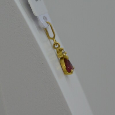 Pendentif Rubis poire et Diamant