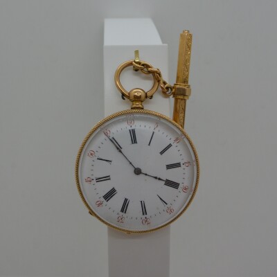 Montre Gousset or jaune