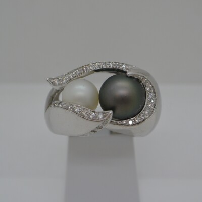 Bague PORCHET perle Tahiti / Akoya et Diamants