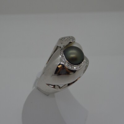 Bague PORCHET perle Tahiti / Akoya et Diamants
