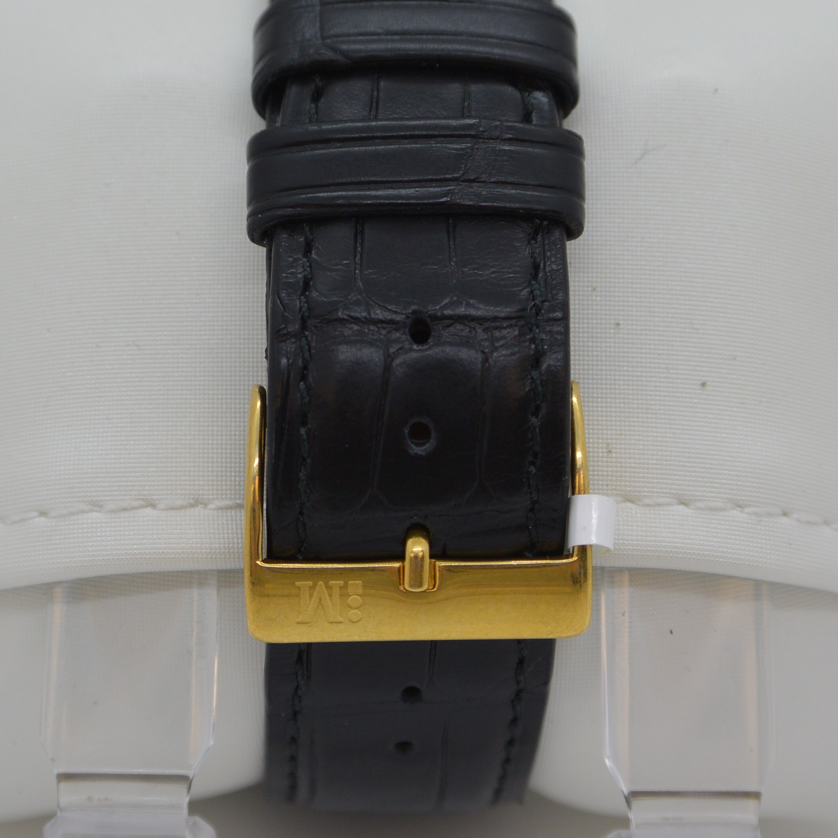 Montre Suisse or jaune vue 2