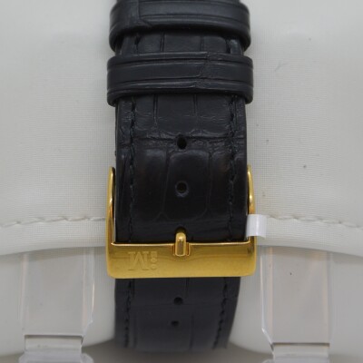 Montre Suisse or jaune