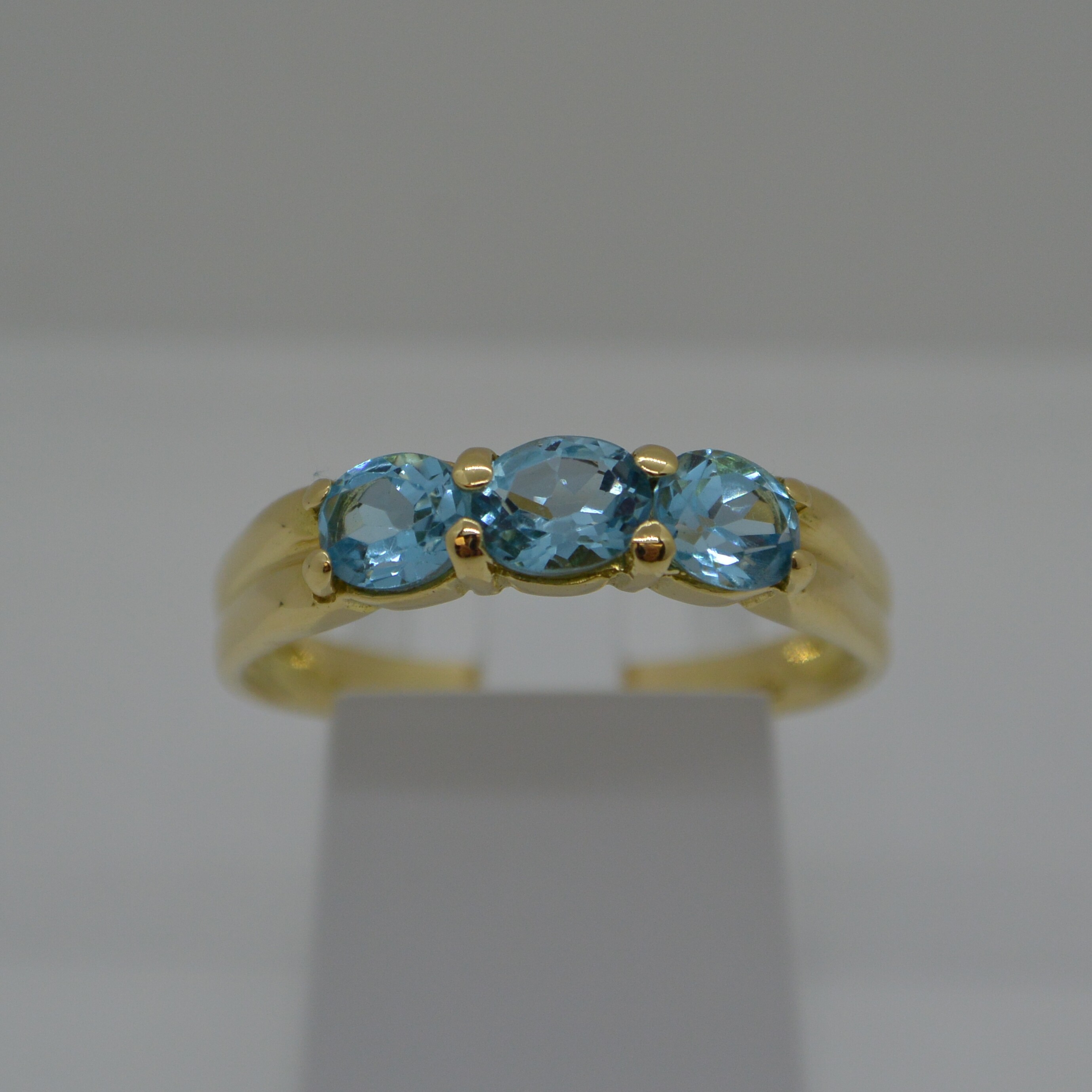 Bague Topaze Bleue vue 1