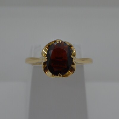 Bague Grenat Ovale or jaune