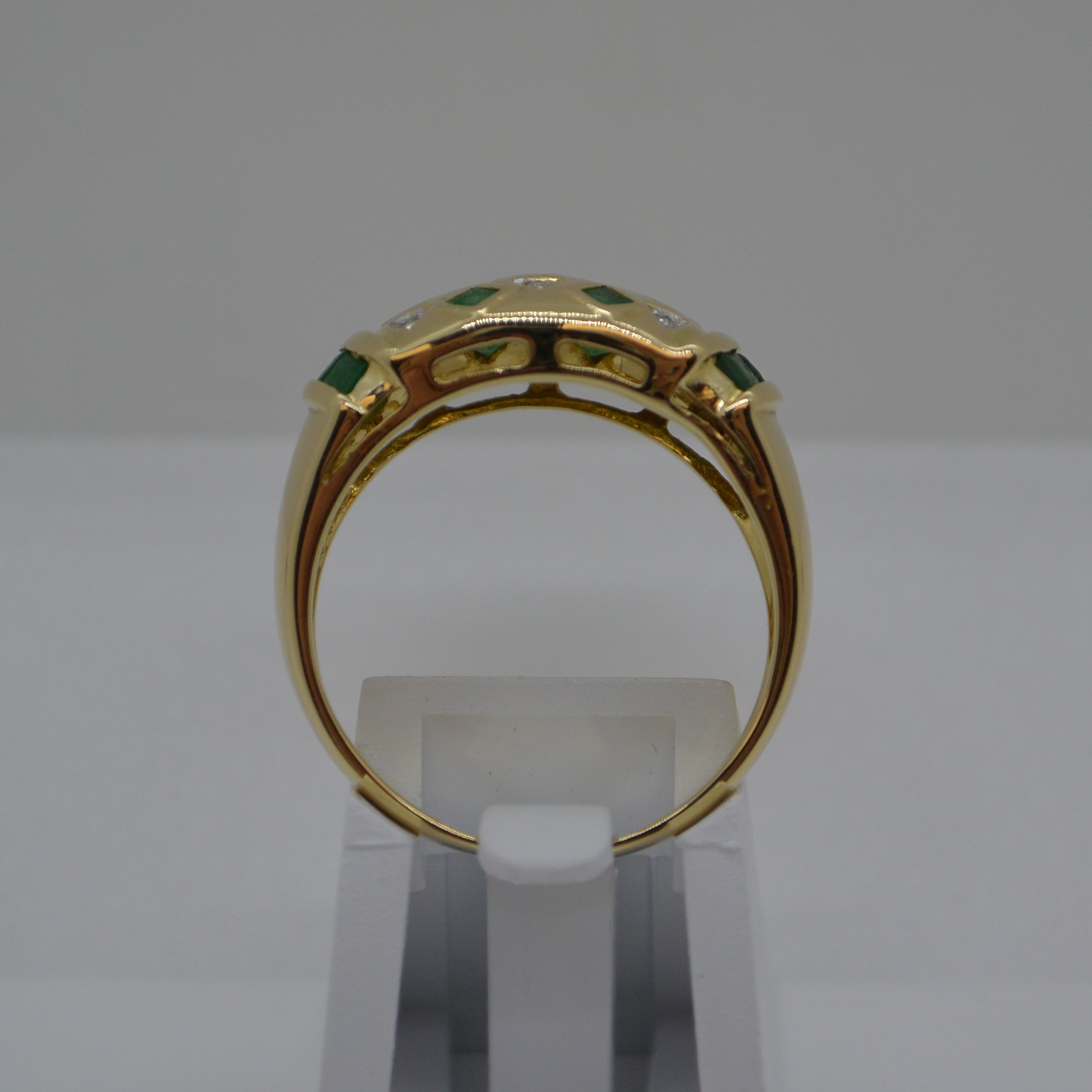 Bague Emeraudes et Diamants vue 3