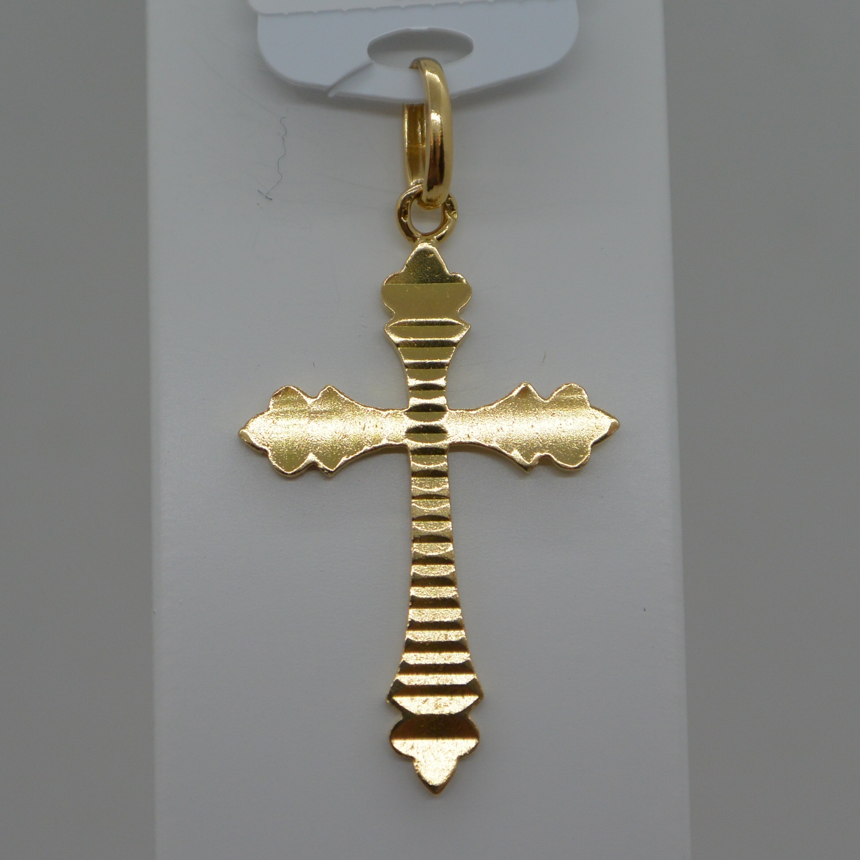 Pendentif Croix Fantaisie Strié