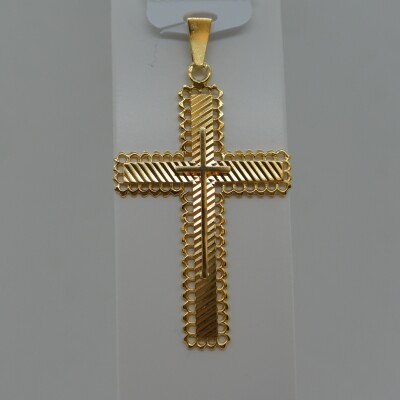Pendentif Croix entourage Dentelle