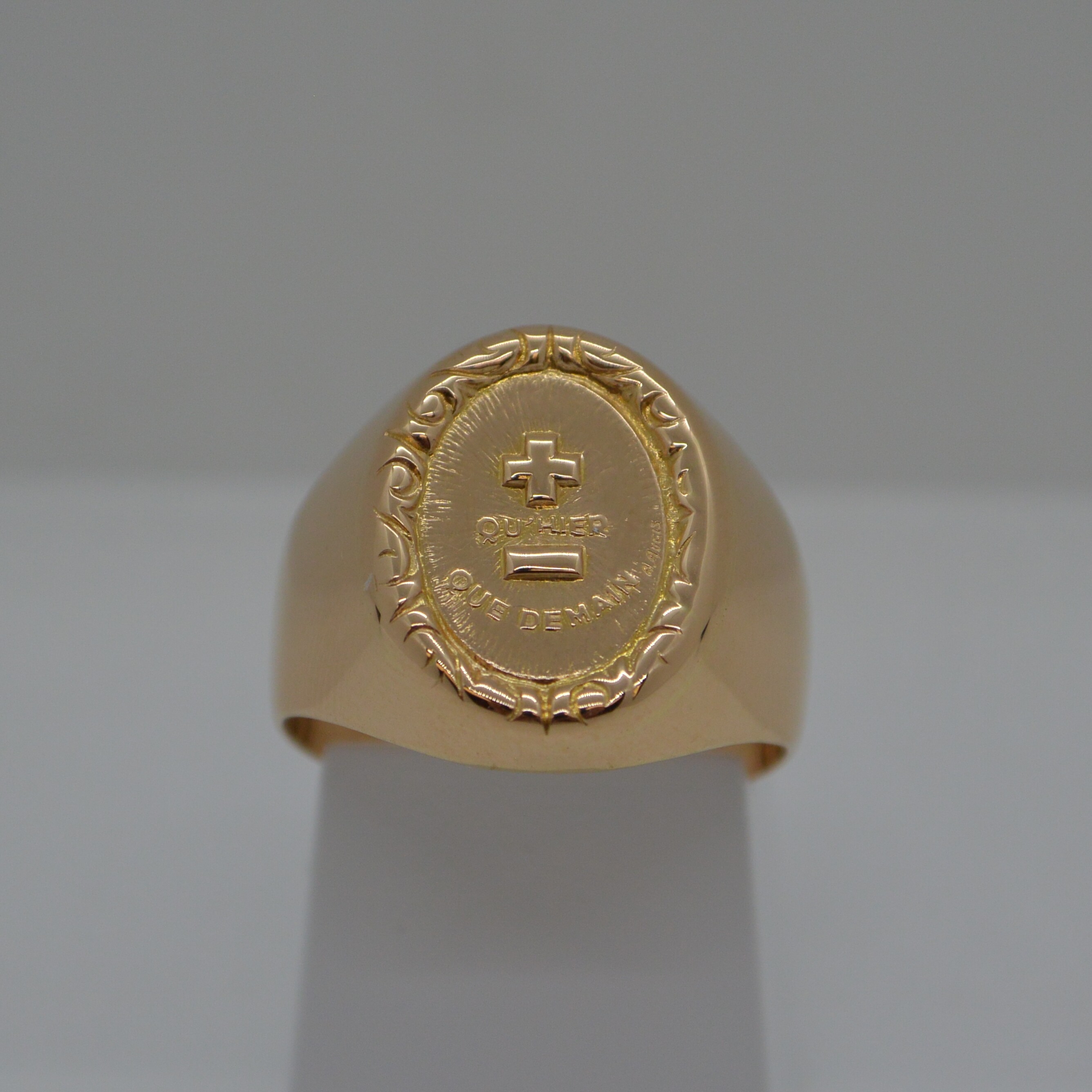 Chevalière Amour Oval vue 1