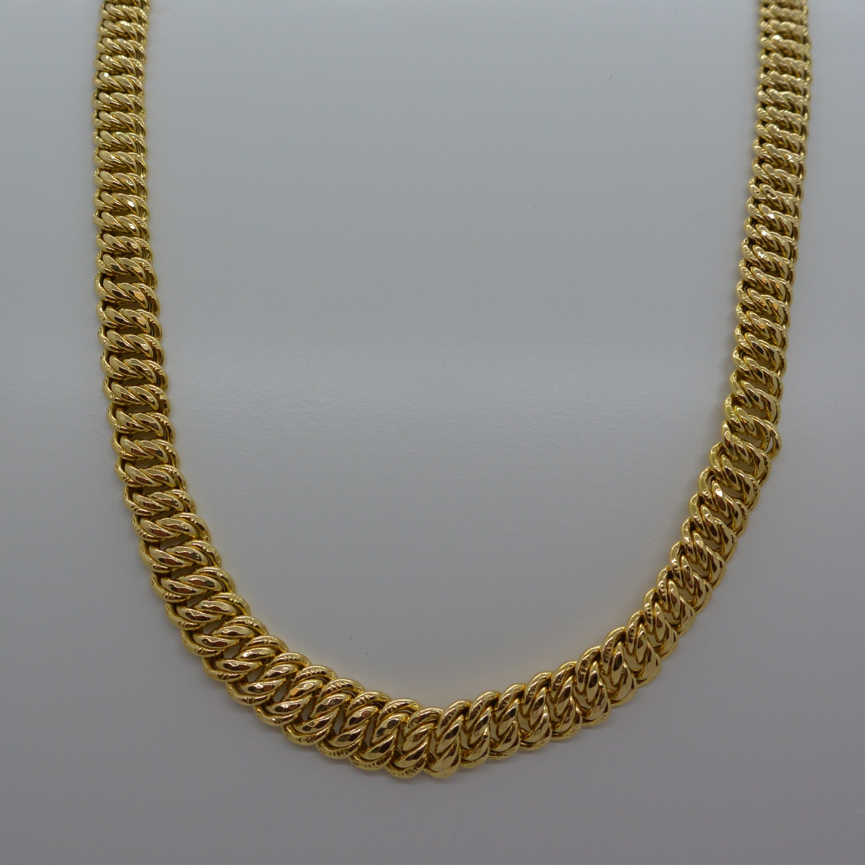 Collier Maille Américaine en chute vue 1
