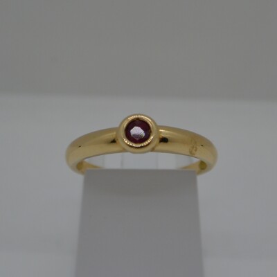 Bague Rubis Serti Clos