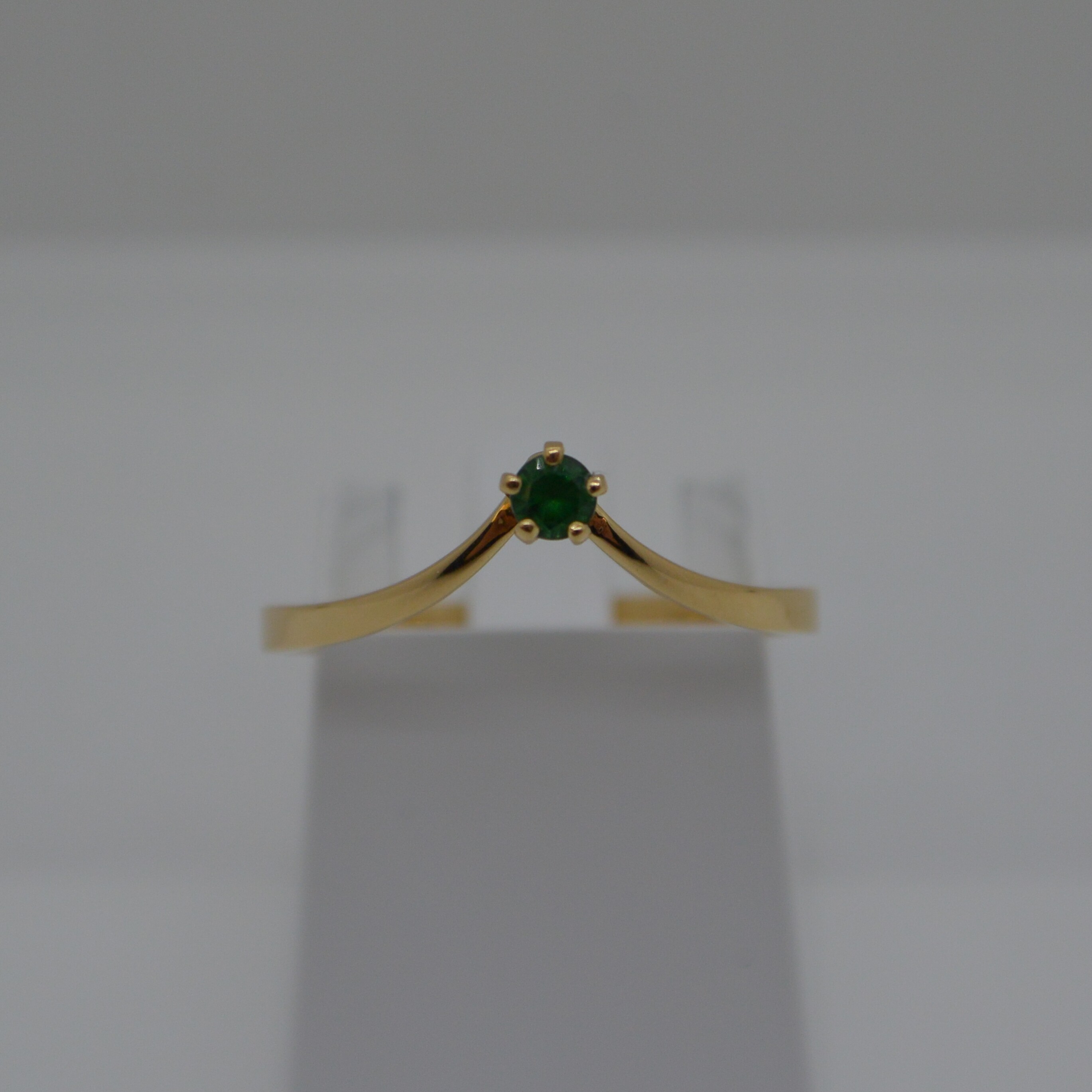 Bague vague émeraude vue 1