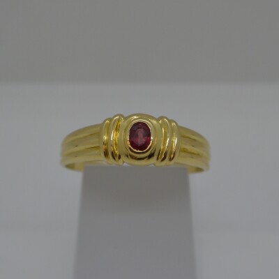 Bague Rubis Serti Clos