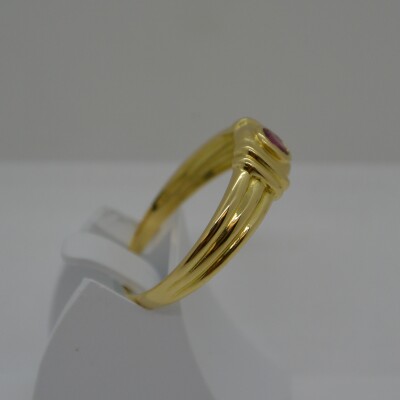 Bague Rubis Serti Clos