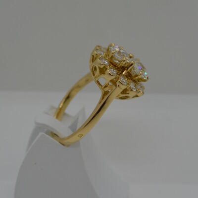 Bague forme Fleur Diamants