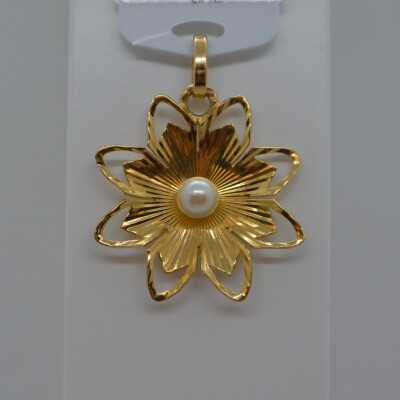 Pendentif Fleur Perle Blanche