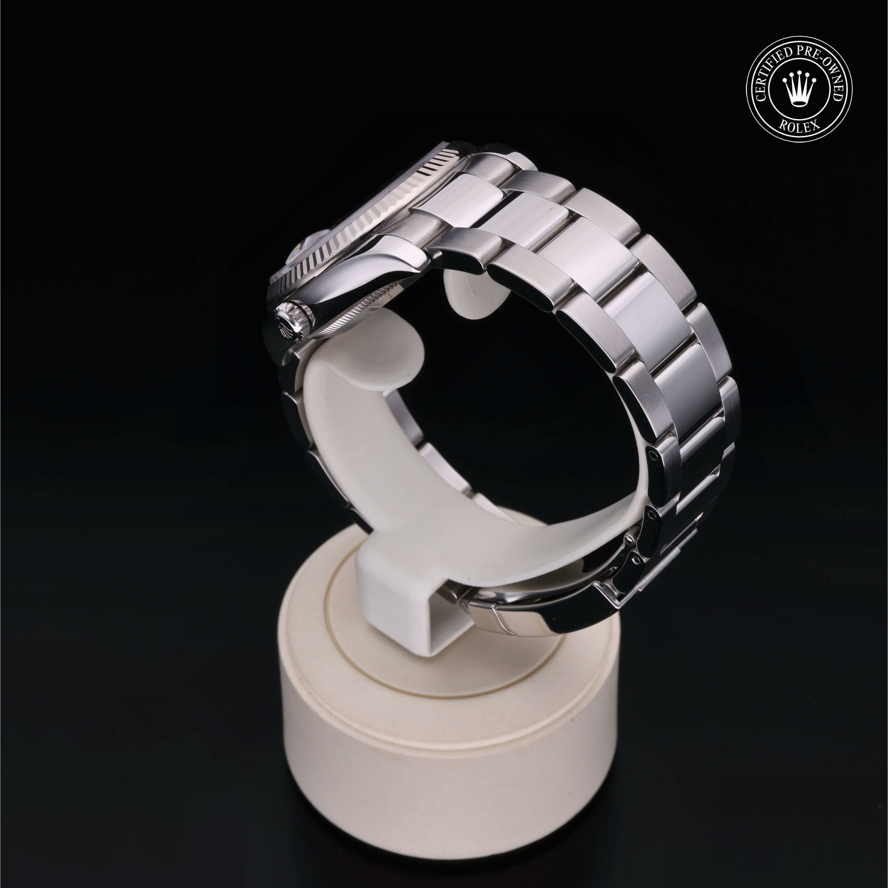 Rolex Oyster Perpetual Date en Rolesor 18 Carat Gris M115234-0008 chez Frojo - vue 14