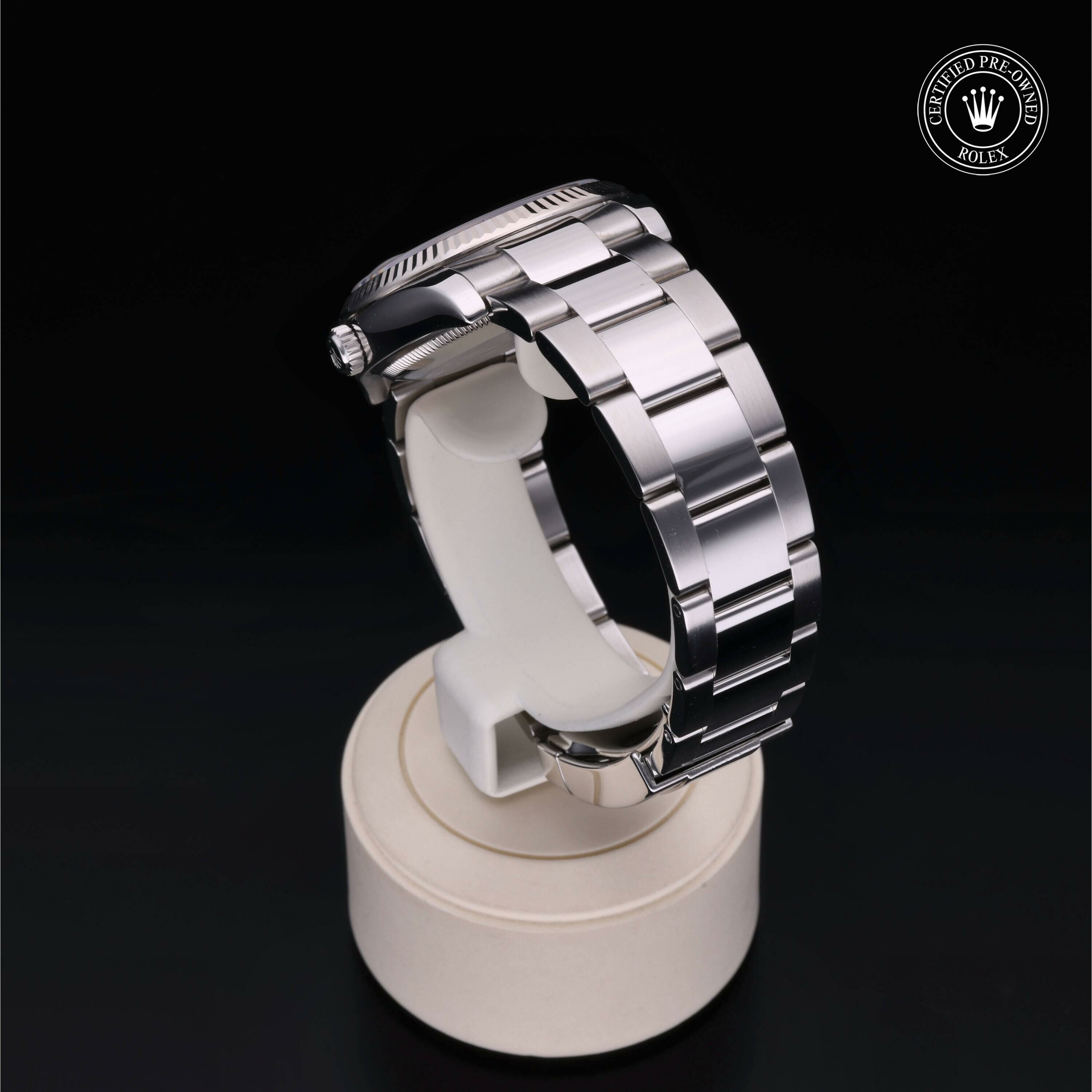 Rolex Oyster Perpetual Date en Rolesor 18 Carat Gris M115234-0008 chez Frojo - vue 16