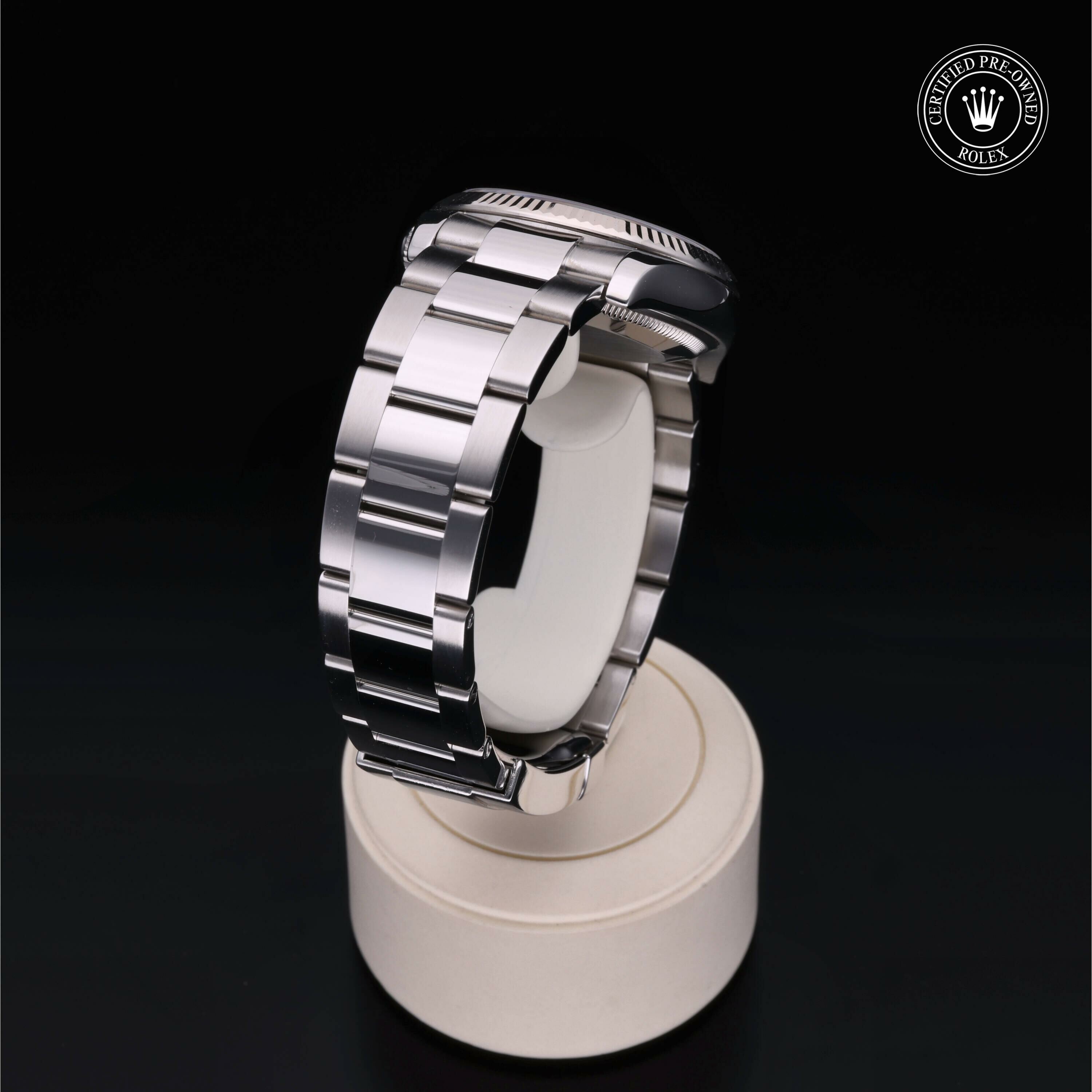 Rolex Oyster Perpetual Date en Rolesor 18 Carat Gris M115234-0008 chez Frojo - vue 21
