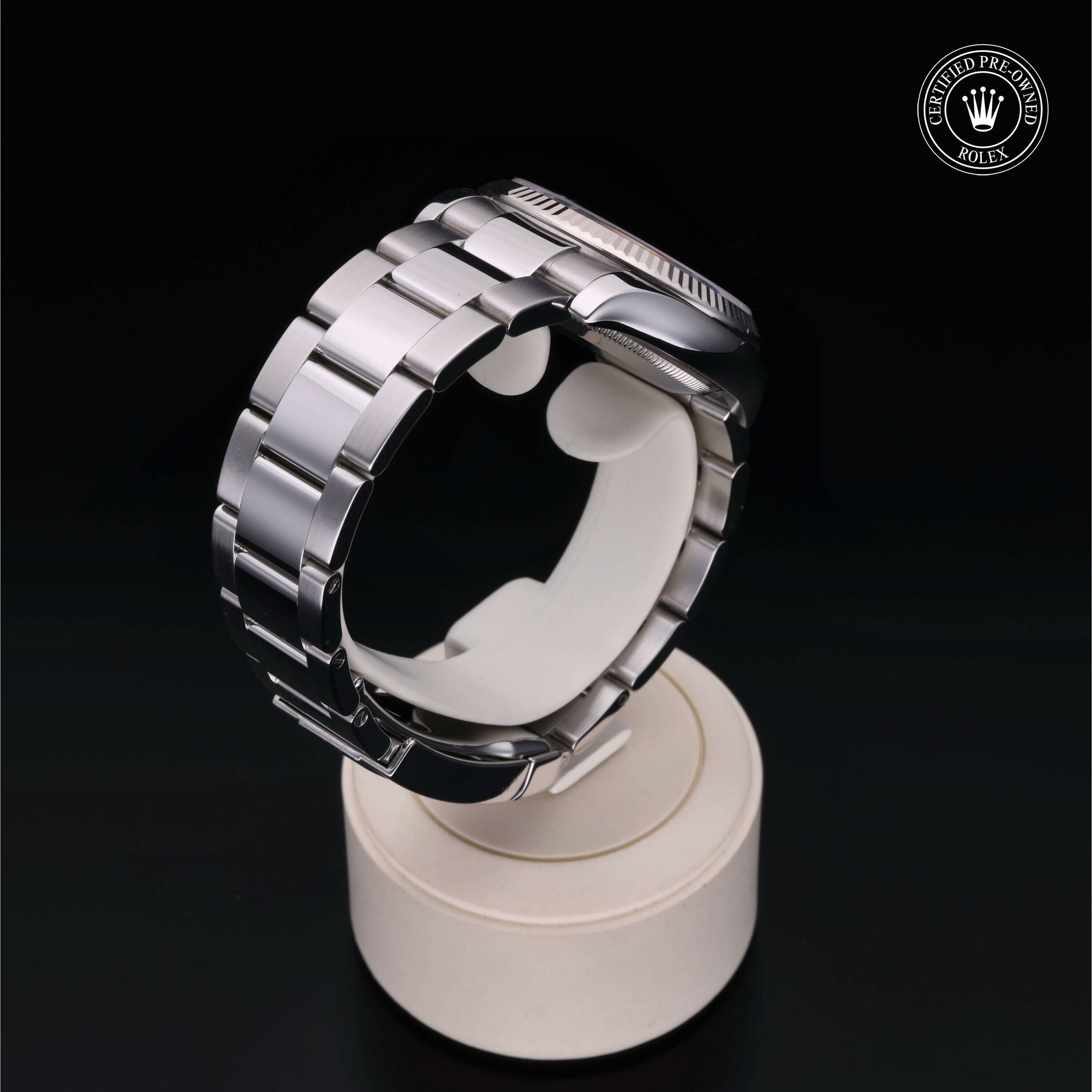 Rolex Oyster Perpetual Date en Rolesor 18 Carat Gris M115234-0008 chez Frojo - vue 23