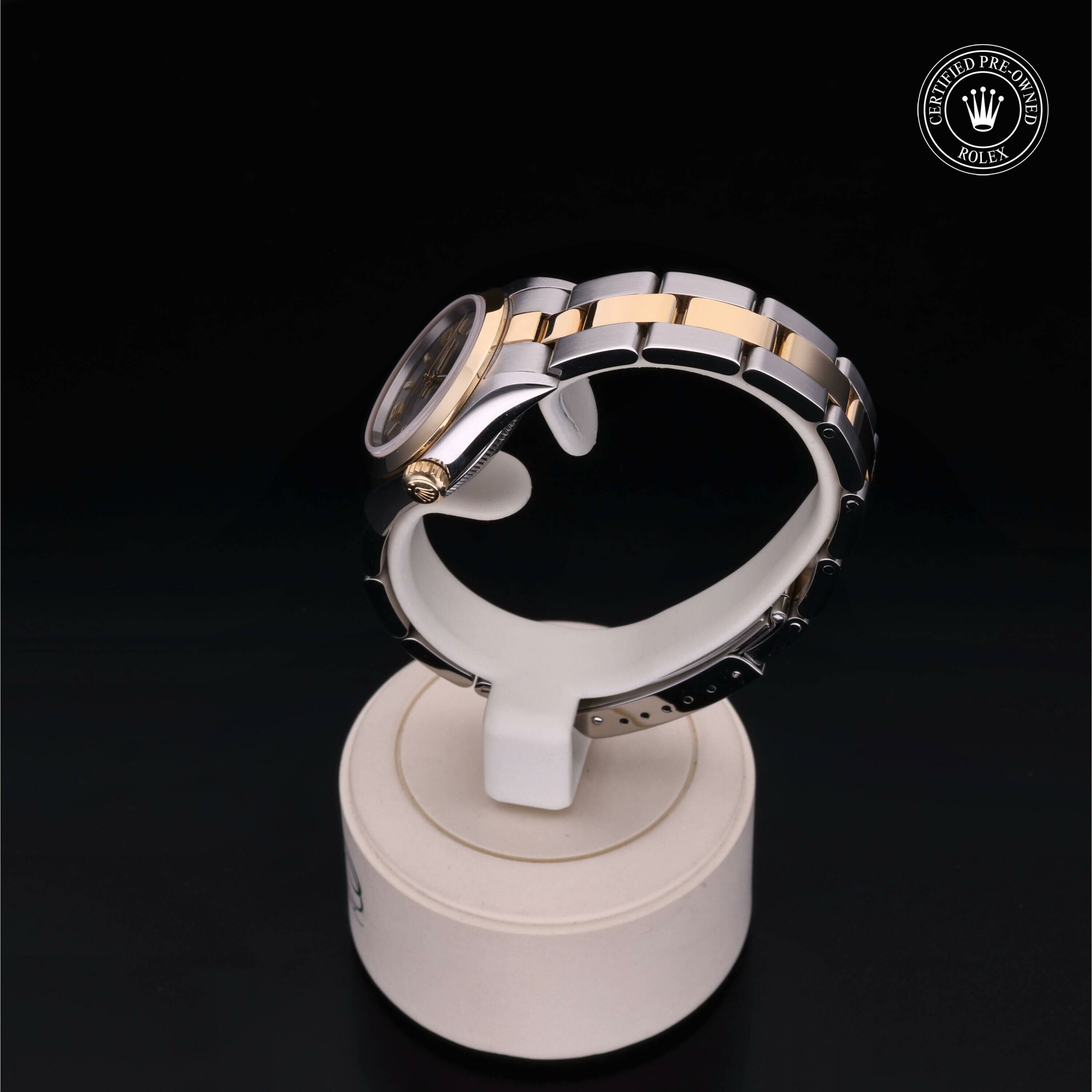 Rolex Oyster Perpetual 24 en Rolesor 18 Carat Jaune M76183-0026 chez Frojo - vue 11