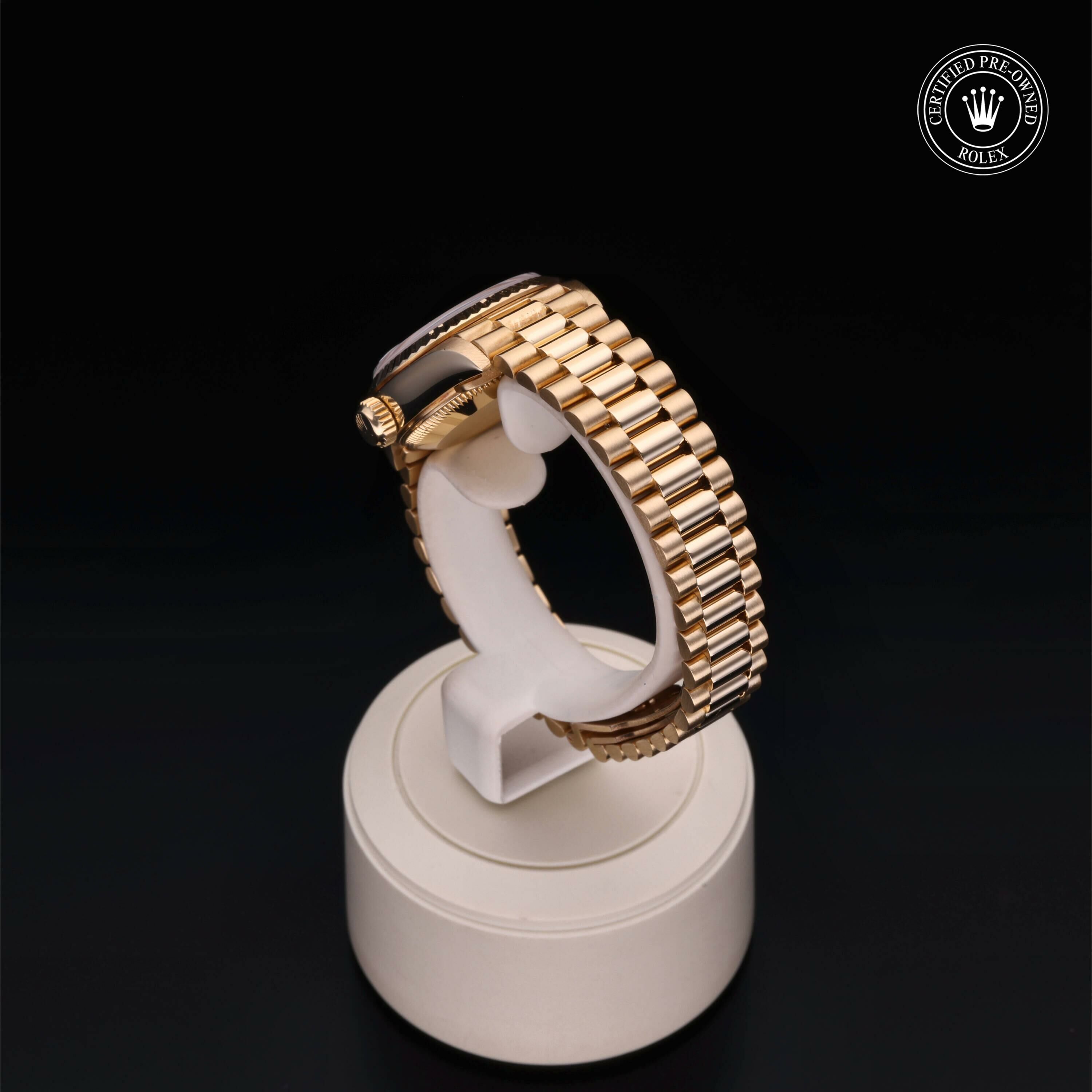 Rolex Lady-Datejust 26 en Or 18 Carat Jaune  chez Frojo - vue 15
