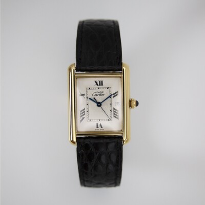 Montre Tank Must de Cartier, Grand modèle, Date