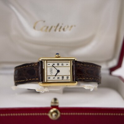 Montre Cartier Tank Must