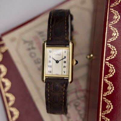 Montre Cartier Tank Must