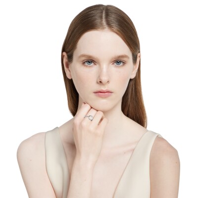 Bague Gucci Horsebit PM en or blanc et diamants