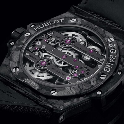 Montre Hublot Big Bang Meca-10 Frosted Carbon mécanique 42 mm