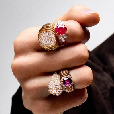 Bague Frojo Chevalière Scala PM en or rose, rhodolite et diamants