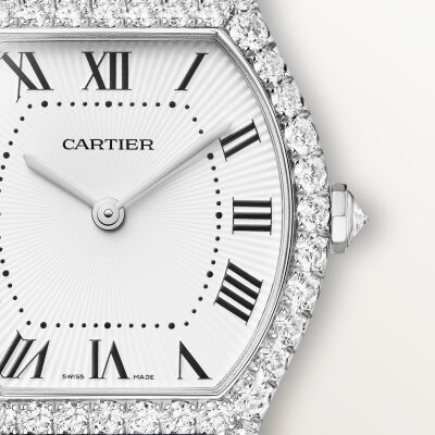 Montre Cartier Tortue Petit modèle, mouvement quartz, or gris, diamants, cuir