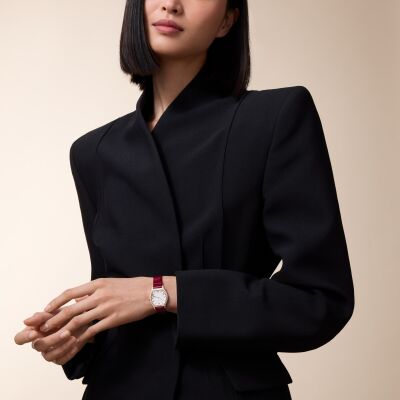 Montre Cartier Tortue Petit modèle, mouvement quartz, or rose, diamants, cuir