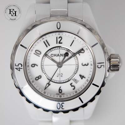 Montre CHANEL J12