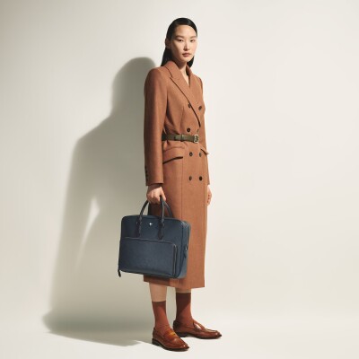 Porte-documents Montblanc moyen modèle avec poche en cuir sartorial bleu tweed