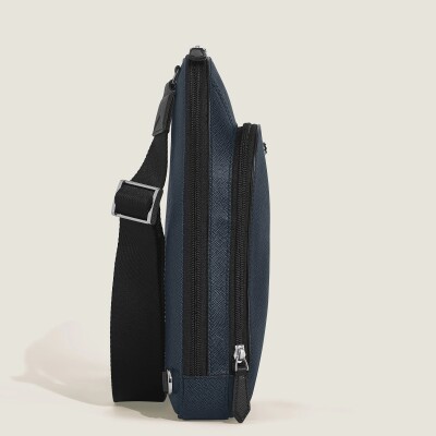 Sac On-Body Moyen modèle Montblanc en cuir Sartorial bleu tweed
