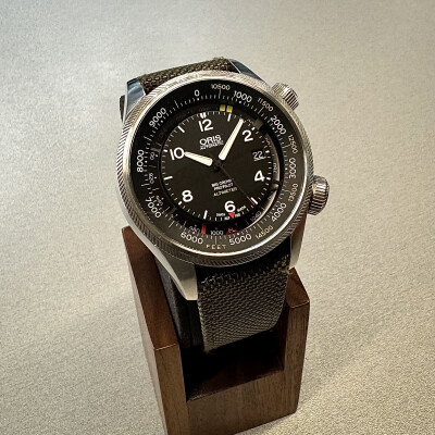 Montre Oris Big Crown propilot altimeter graduation en pieds