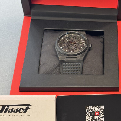 Montre Tissot PRX Powermatic 80 40mm Carbone