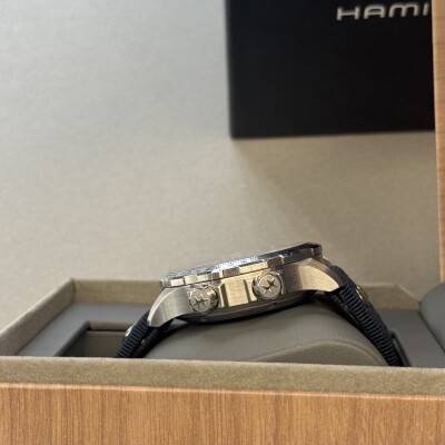Montre HAMILTON Khaki X-Wind Auto Chrono H77906940