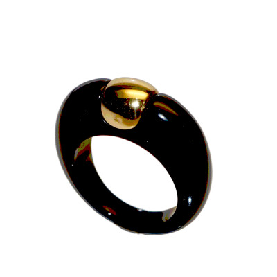 Bague Or Jaune Résine Noire