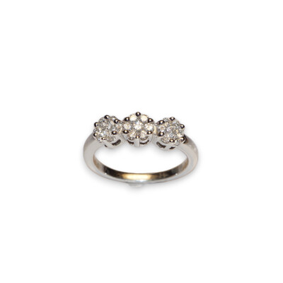 Bague Magic Setting, Or Blanc Diamants