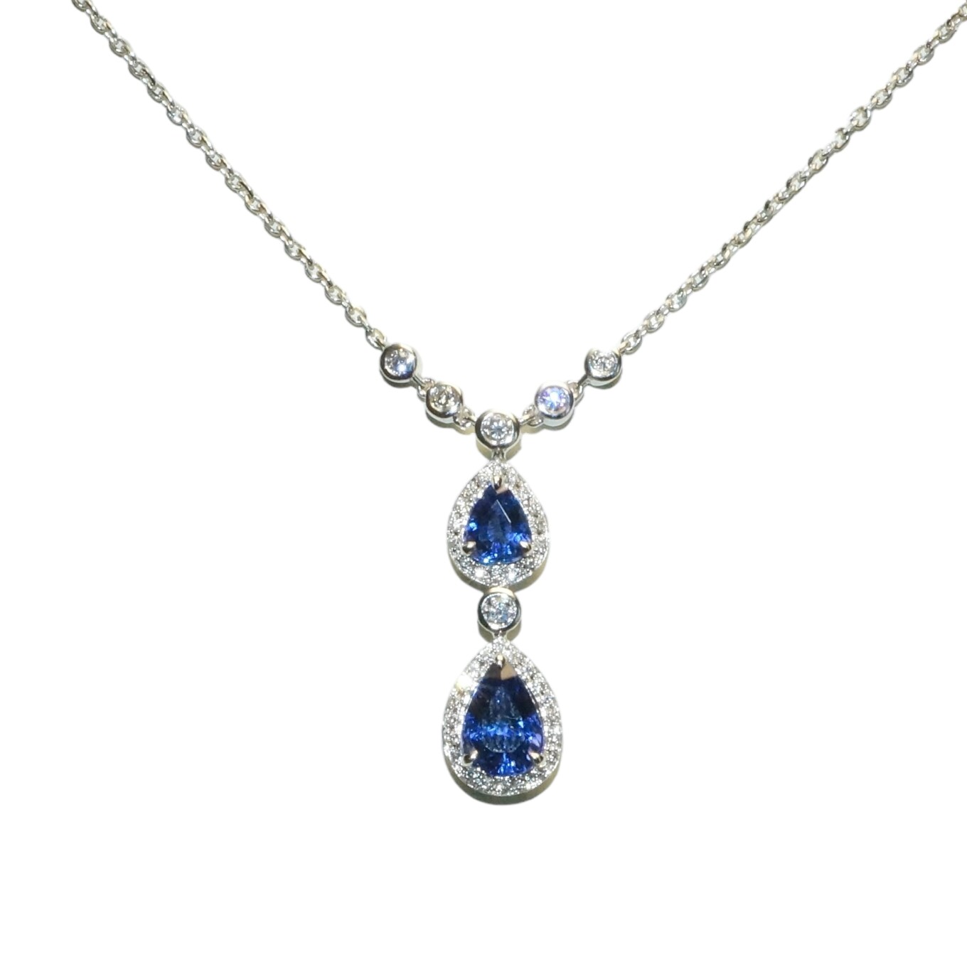 Collier Saphirs Bleu et Diamants, Or Blanc