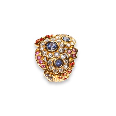 Bague Trois Marguerites, Or Jaune Saphirs de Couleur et Diamants