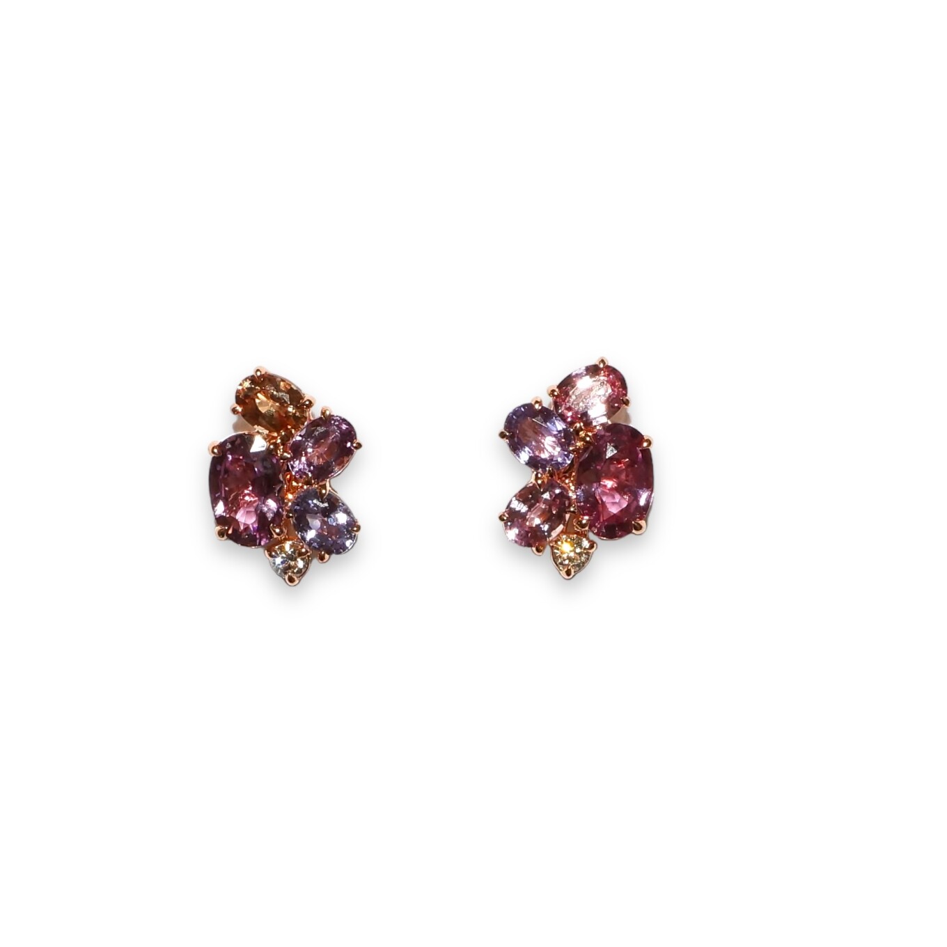 Boucles D’oreilles Saphirs De couleur Naturel, Or Rose et Diamants