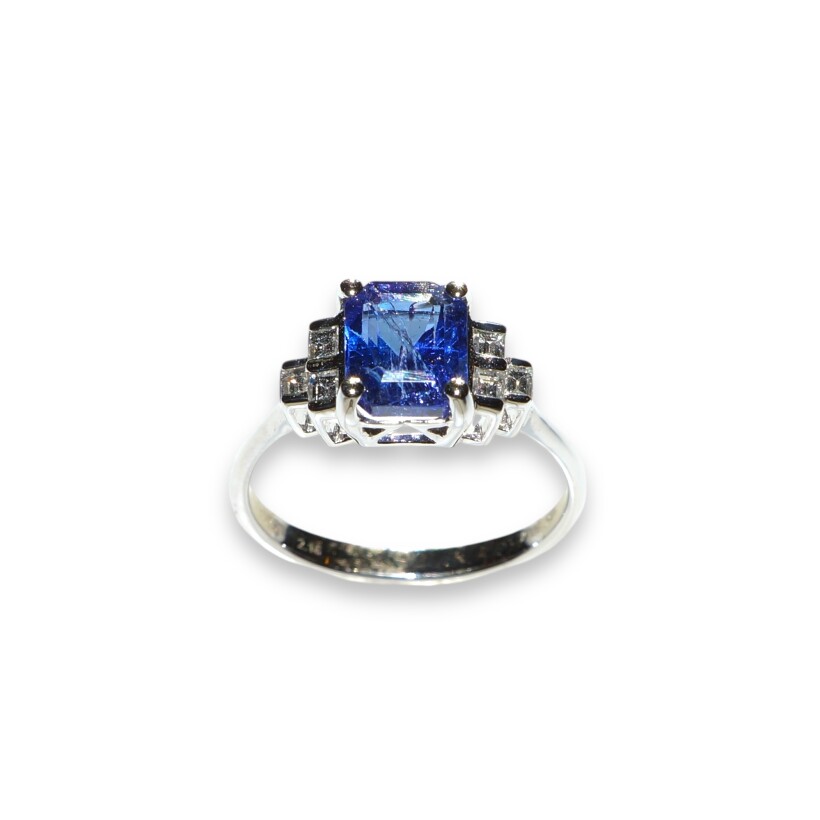 Bague Tanzanite et Diamants, Or Blanc