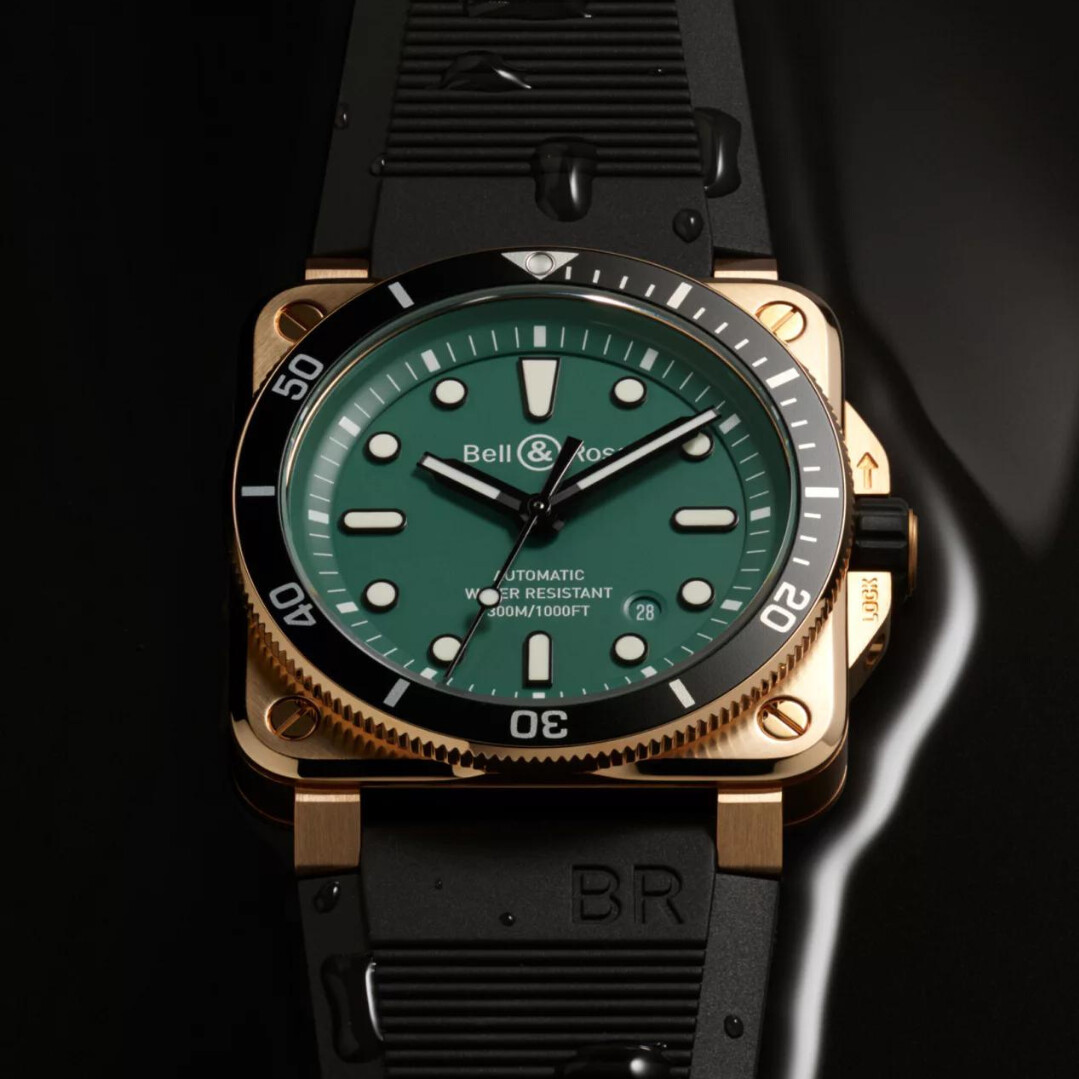 BR 03-92 Diver Black & Green Bronze