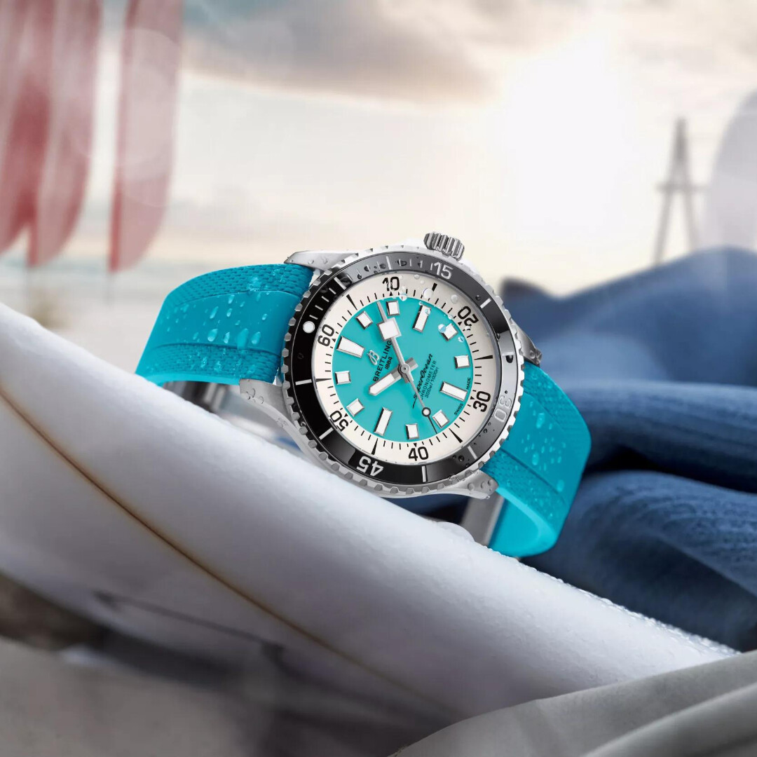 Breitling superocean automatic 44 turquoise